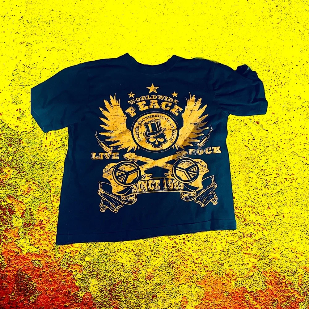 Vintage Y2K Graphic Tee Rock Navy & Yellow
